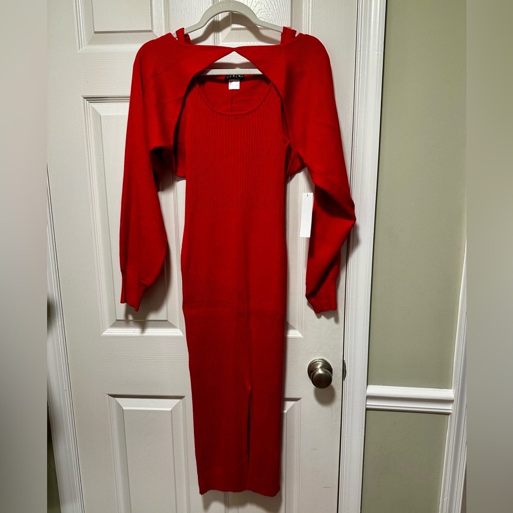 VENUS Two Piece Sweater Dress- Size M- New with tag!